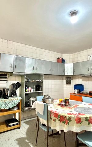 Casa para alugar com 164m², 5 quartos e 2 vagasCozinha