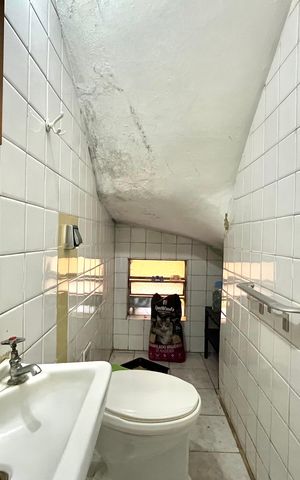 Casa para alugar com 164m², 5 quartos e 2 vagasLavabo