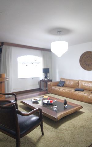 Casa à venda com 400m², 4 quartos e 3 vagasSala