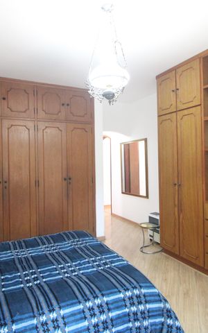 Casa à venda com 400m², 4 quartos e 3 vagasSuíte 4
