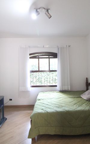 Casa à venda com 400m², 4 quartos e 3 vagasSuíte 2