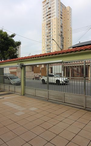 Casa à venda com 260m², 3 quartos e 7 vagasGaragem