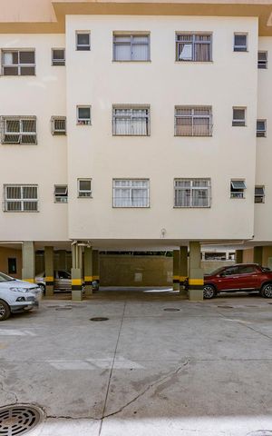 Apartamento à venda com 75m², 3 quartos e 1 vaga Apartamento à venda com 75m², 3 quartos e 1 vagaFachada