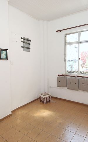 Casa à venda com 550m², 6 quartos e 6 vagasQuarto 2 casa 1