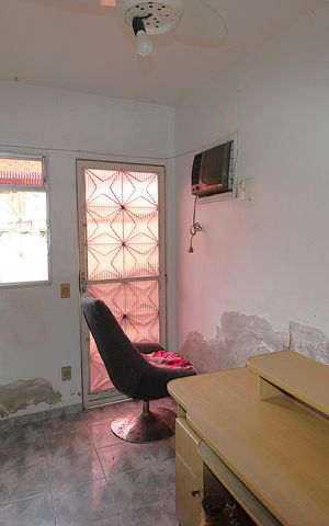 Casa à venda com 550m², 6 quartos e 6 vagasQuarto 2 casa 3