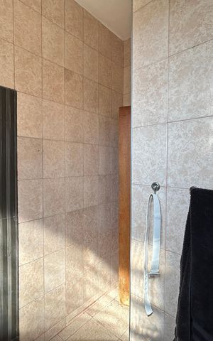 Casa à venda com 550m², 6 quartos e 6 vagasBanheiro casa 2