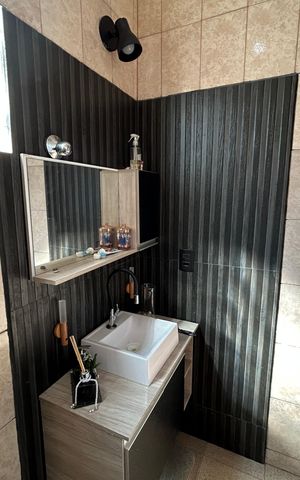 Casa à venda com 550m², 6 quartos e 6 vagasBanheiro casa 2