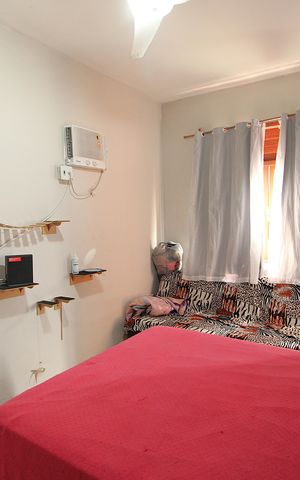 Casa à venda com 550m², 6 quartos e 6 vagasQuarto 1 casa 2