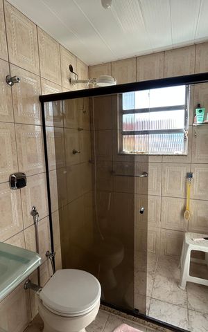 Casa à venda com 550m², 6 quartos e 6 vagasBanheiro casa 1
