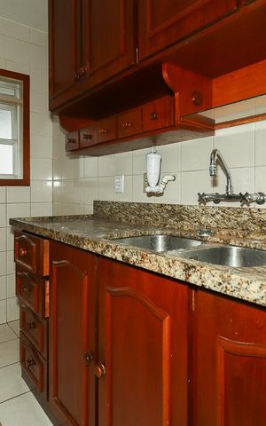 Apartamento à venda com 108m², 3 quartos e 2 vagasCozinha