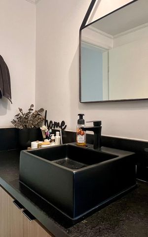 Apartamento à venda com 58m², 2 quartos e 1 vaga Apartamento à venda com 58m², 2 quartos e 1 vagaBanheiro