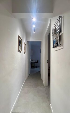 Apartamento à venda com 58m², 2 quartos e 1 vaga Apartamento à venda com 58m², 2 quartos e 1 vagaCorredor
