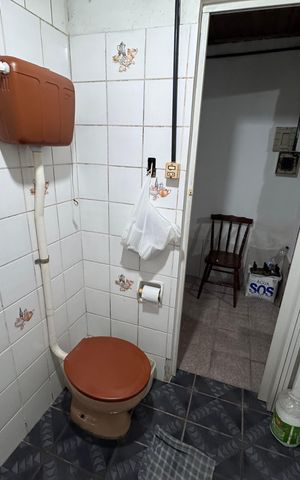 Casa à venda com 80m², 2 quartos e 1 vaga Casa à venda com 80m², 2 quartos e 1 vagaBanheiro