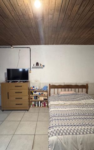 Casa à venda com 80m², 2 quartos e 1 vaga Casa à venda com 80m², 2 quartos e 1 vagaQuarto 1