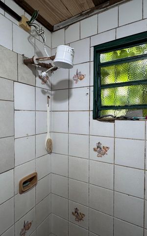 Casa à venda com 80m², 2 quartos e 1 vaga Casa à venda com 80m², 2 quartos e 1 vagaBanheiro