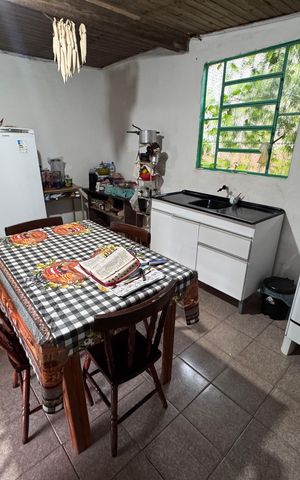 Casa à venda com 80m², 2 quartos e 1 vaga Casa à venda com 80m², 2 quartos e 1 vagaSala/Cozinha