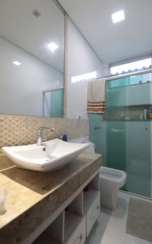 Casa à venda com 450m², 3 quartos e 10 vagasBanheiro Social 2