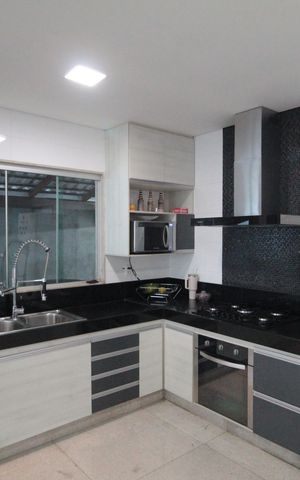 Casa à venda com 450m², 3 quartos e 10 vagasCozinha