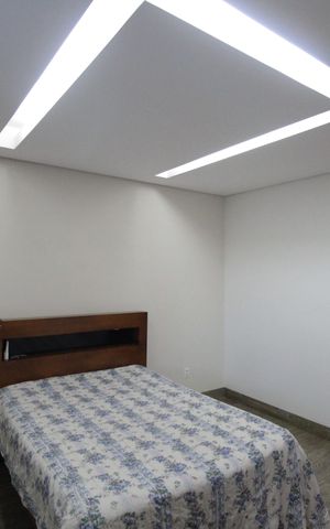 Casa à venda com 450m², 3 quartos e 10 vagasSuíte