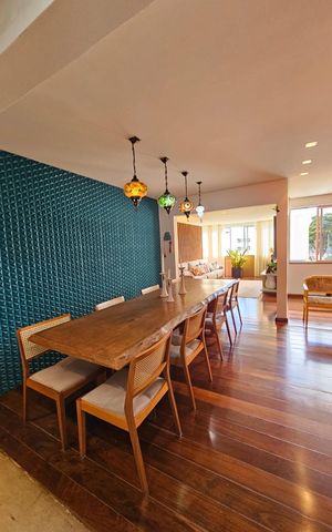 Apartamento à venda com 305m², 4 quartos e 2 vagas Apartamento à venda com 305m², 4 quartos e 2 vagasSala 1