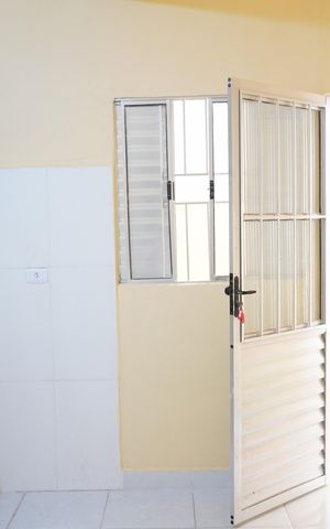 Casa de condomínio para alugar com 30m², 1 quarto e sem vagaStudio