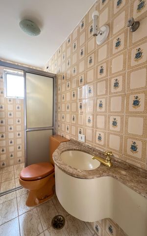 Apartamento à venda com 62m², 2 quartos e 1 vaga Apartamento à venda com 62m², 2 quartos e 1 vagaBanheiro