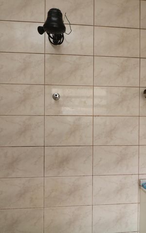 Casa à venda com 450m², 8 quartos e 2 vagasBanheiro da Suíte 4