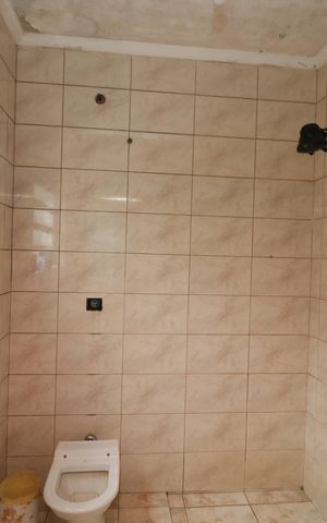 Casa à venda com 450m², 8 quartos e 2 vagasBanheiro da Suíte 4