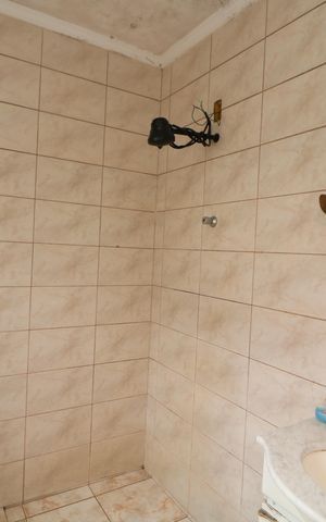 Casa à venda com 450m², 8 quartos e 2 vagasBanheiro da Suíte 4