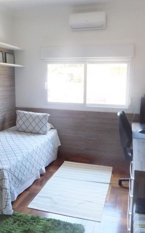 Casa à venda com 480m², 4 quartos e 4 vagas