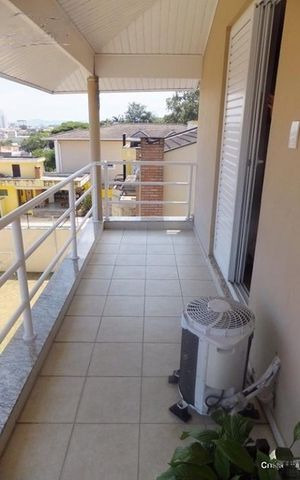 Casa à venda com 480m², 4 quartos e 4 vagas