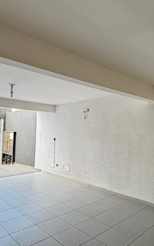 Apartamento à venda com 100m², 2 quartos e 2 vagas Apartamento à venda com 100m², 2 quartos e 2 vagasGaragem