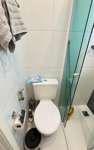 Apartamento à venda com 100m², 2 quartos e 2 vagas Apartamento à venda com 100m², 2 quartos e 2 vagasBanheiro