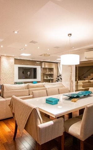 Apartamento à venda com 201m², 4 quartos e 4 vagas Apartamento à venda com 201m², 4 quartos e 4 vagasSala