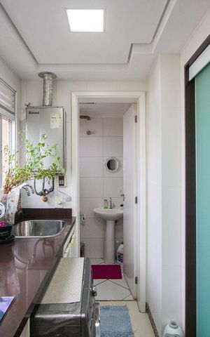 Apartamento à venda com 201m², 4 quartos e 4 vagas Apartamento à venda com 201m², 4 quartos e 4 vagasÁrea de serviço