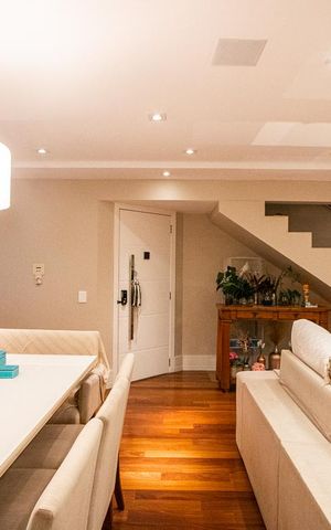 Apartamento à venda com 201m², 4 quartos e 4 vagas Apartamento à venda com 201m², 4 quartos e 4 vagasSala