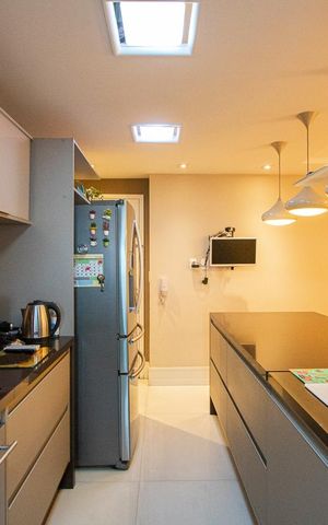 Apartamento à venda com 201m², 4 quartos e 4 vagas Apartamento à venda com 201m², 4 quartos e 4 vagasCozinha