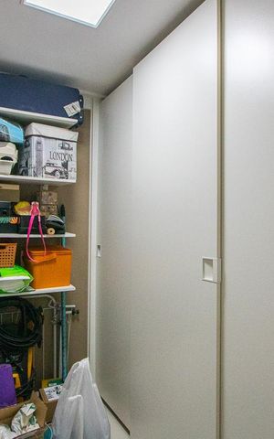 Apartamento à venda com 201m², 4 quartos e 4 vagas Apartamento à venda com 201m², 4 quartos e 4 vagasDespensa