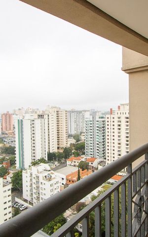 Apartamento à venda com 201m², 4 quartos e 4 vagas Apartamento à venda com 201m², 4 quartos e 4 vagasVaranda do Quarto