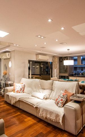 Apartamento à venda com 201m², 4 quartos e 4 vagas Apartamento à venda com 201m², 4 quartos e 4 vagasSala