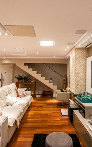 Apartamento à venda com 201m², 4 quartos e 4 vagas Apartamento à venda com 201m², 4 quartos e 4 vagasSala