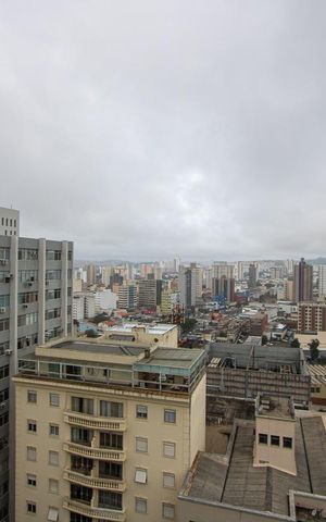 Apartamento à venda com 201m², 4 quartos e 4 vagas Apartamento à venda com 201m², 4 quartos e 4 vagasVaranda do Quarto