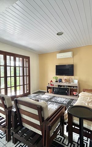 Casa à venda com 88m², 2 quartos e 1 vagaSala