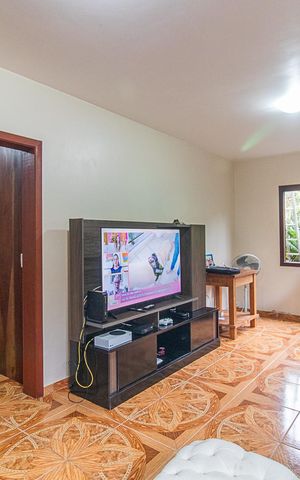 Casa à venda com 300m², 4 quartos e 2 vagasSala 2