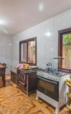 Casa à venda com 300m², 4 quartos e 2 vagasCozinha
