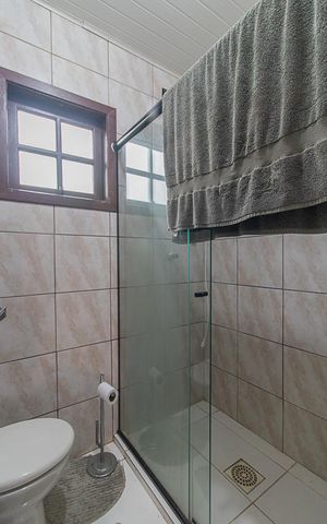 Casa à venda com 300m², 4 quartos e 2 vagasBanheiro - Casa 2