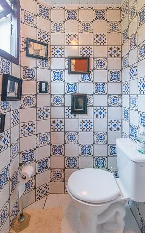 Casa à venda com 300m², 4 quartos e 2 vagasLavabo