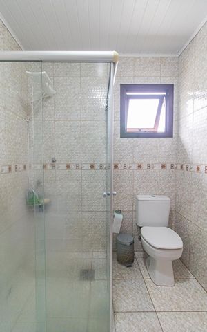 Casa à venda com 300m², 4 quartos e 2 vagasBanheiro da Suíte