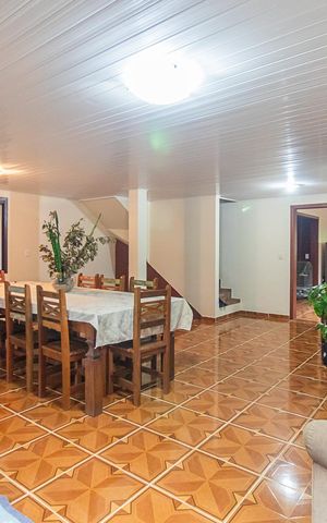 Casa à venda com 300m², 4 quartos e 2 vagasSala 2
