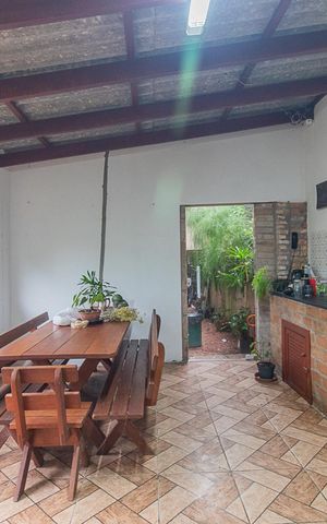 Casa à venda com 300m², 4 quartos e 2 vagasÁrea comum - Churrasqueira